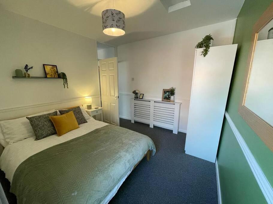 2 Bed Central Cardiff Apartment - Sleeps Five! Exteriör bild