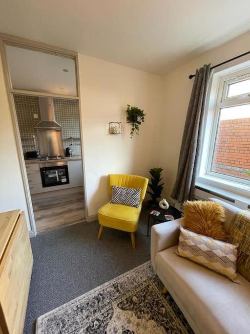 2 Bed Central Cardiff Apartment - Sleeps Five! Exteriör bild